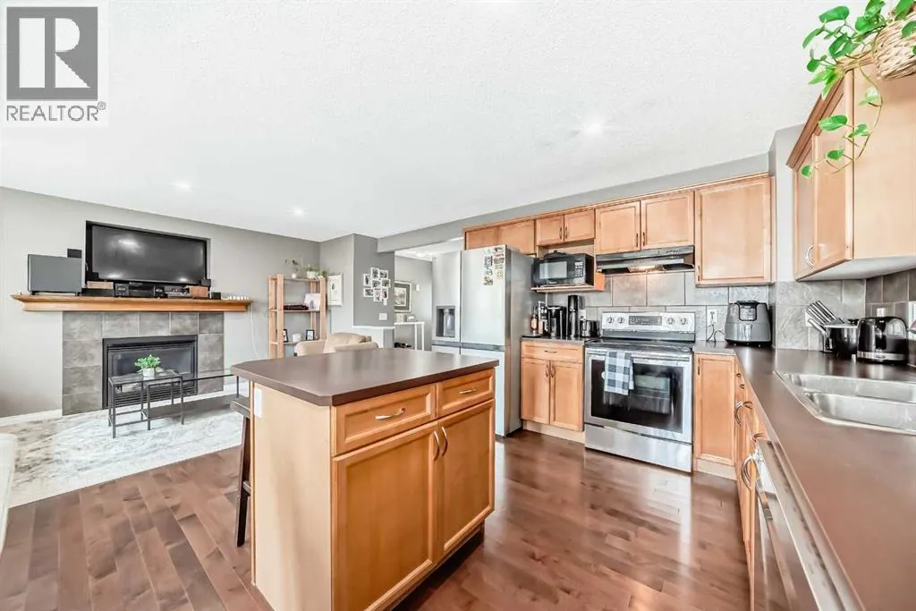 127 Covepark Green NE