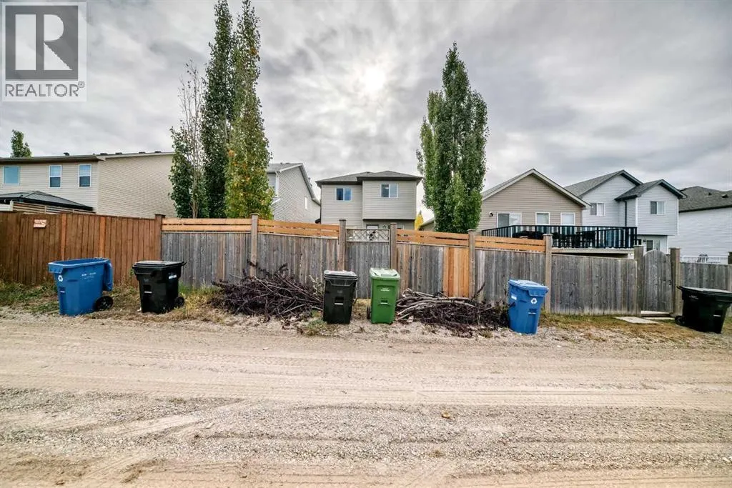 127 Covepark Green NE