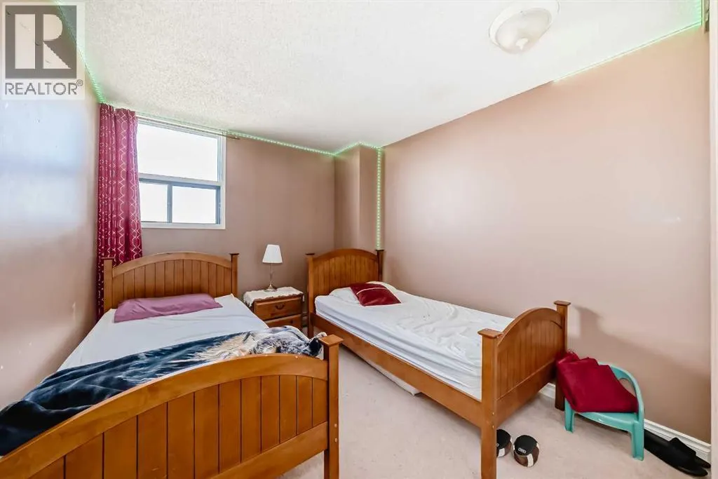 623, 30 Mchugh Court NE