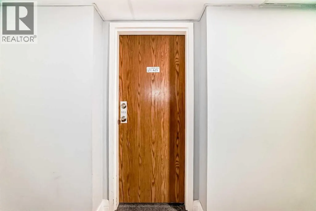 623, 30 Mchugh Court NE