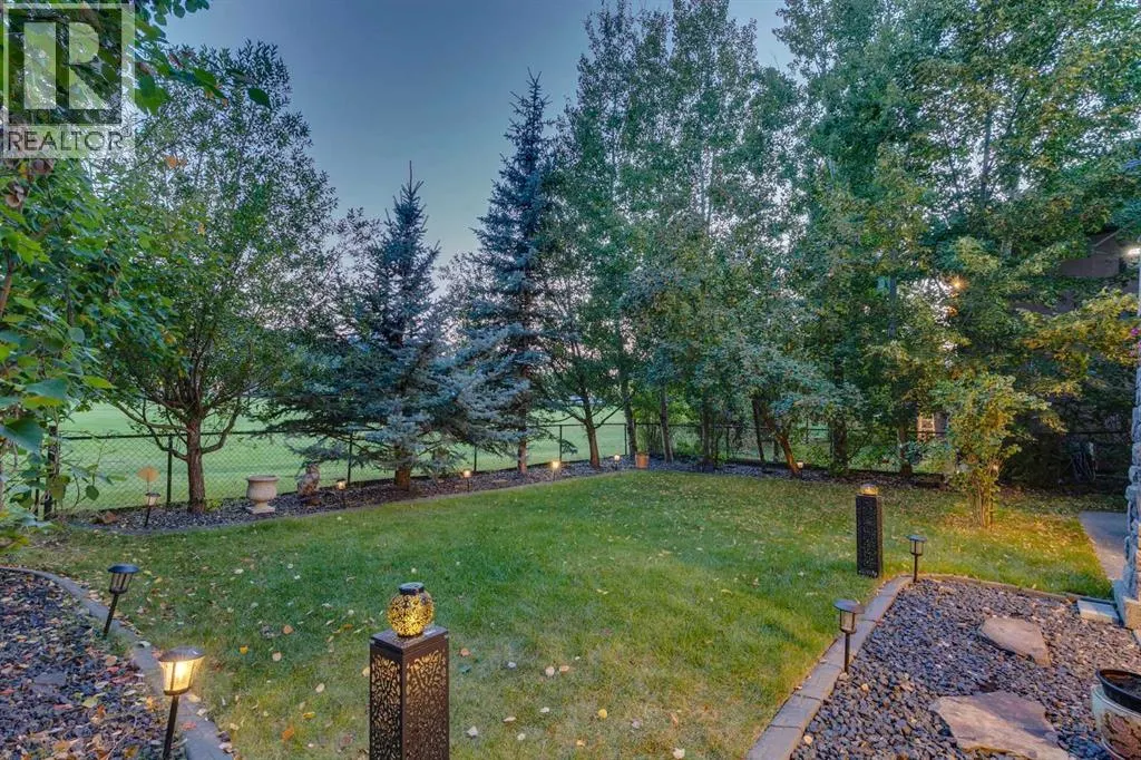 142 Discovery Ridge Boulevard SW