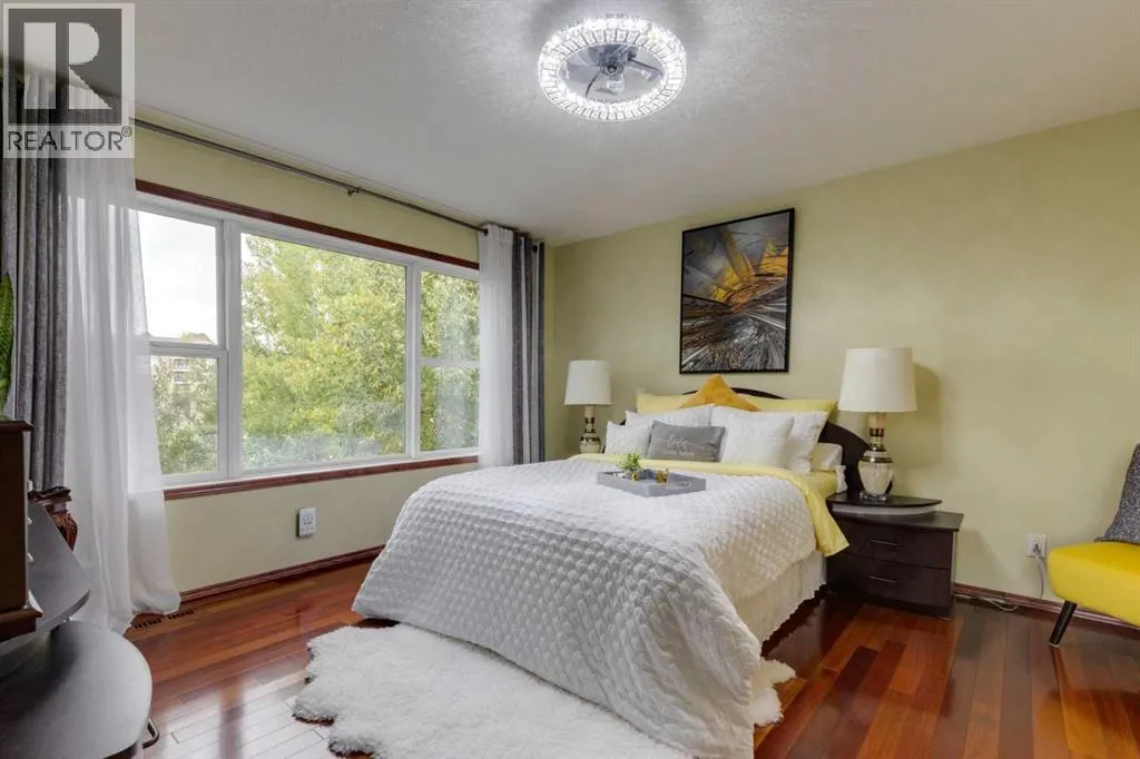 142 Discovery Ridge Boulevard SW