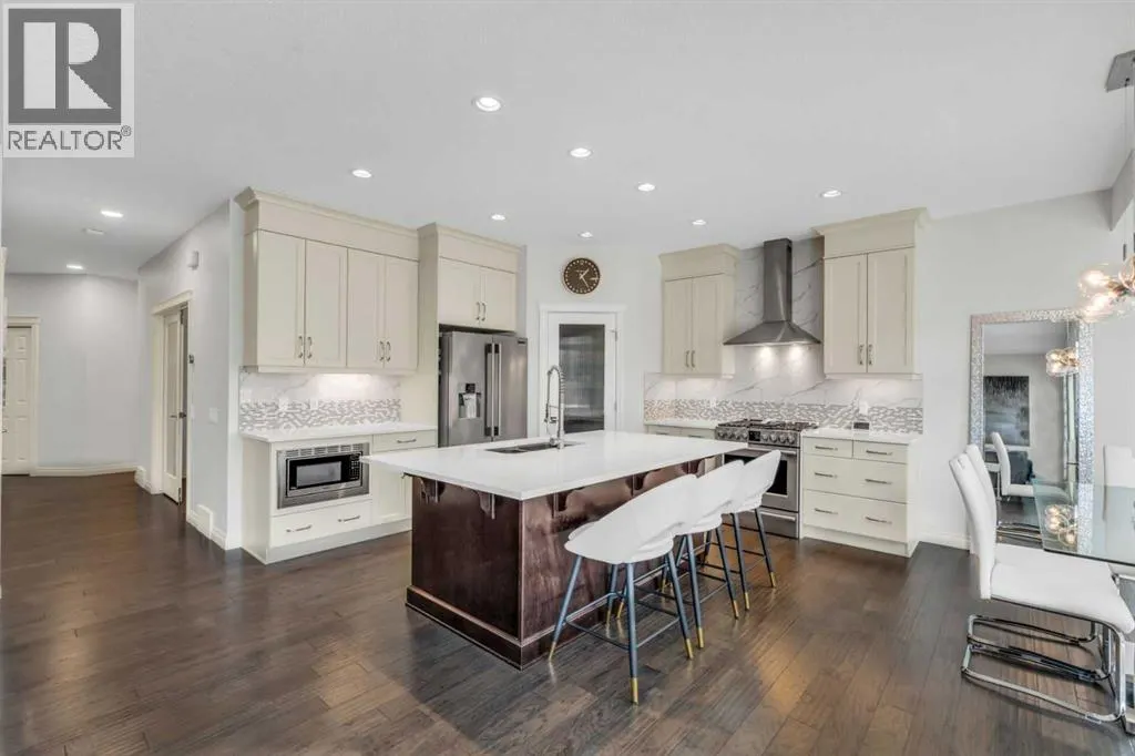 311 Tremblant Heights SW