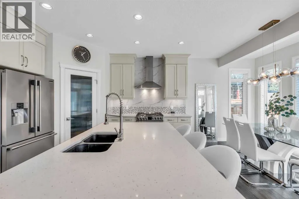 311 Tremblant Heights SW