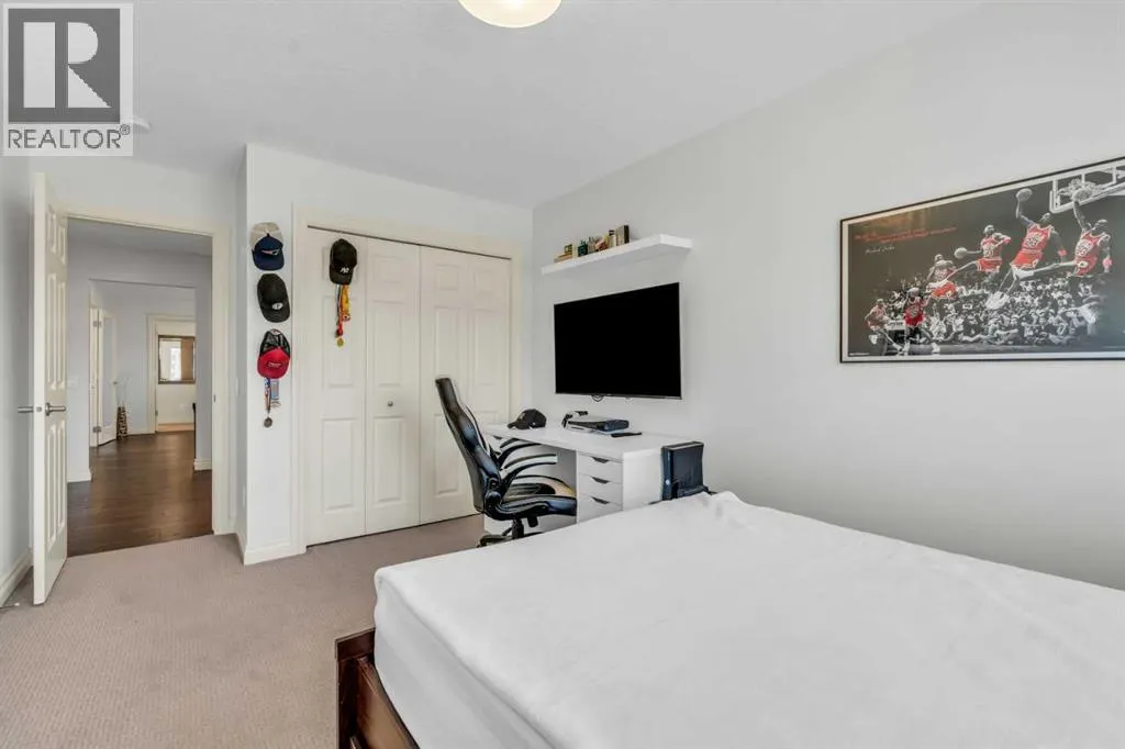 311 Tremblant Heights SW