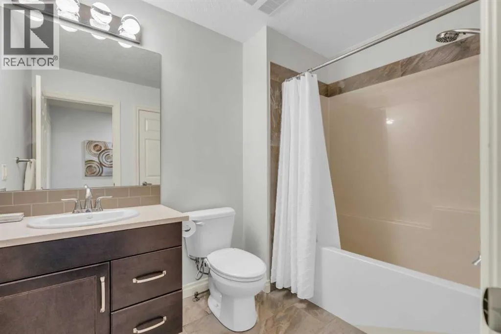 311 Tremblant Heights SW