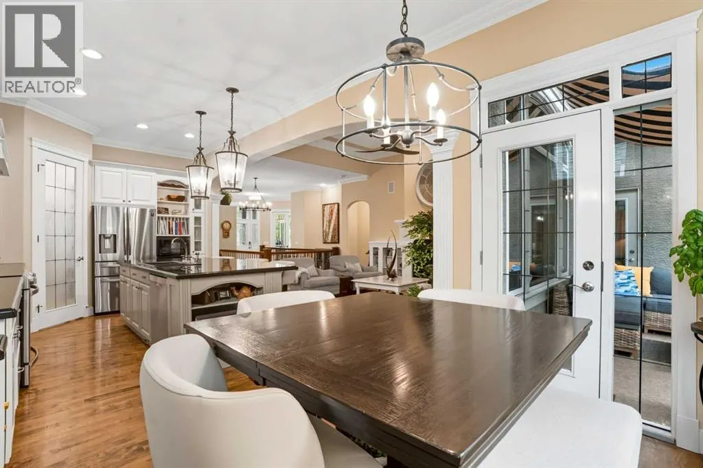 134 Discovery Ridge Boulevard SW