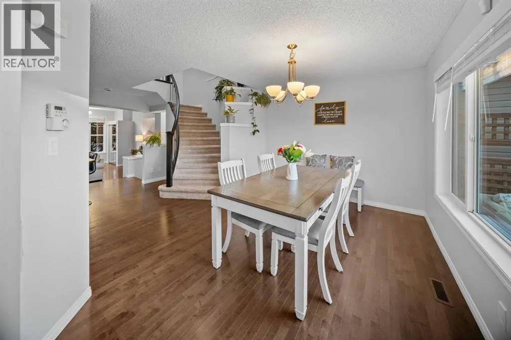 17 Auburn Crest Green SE