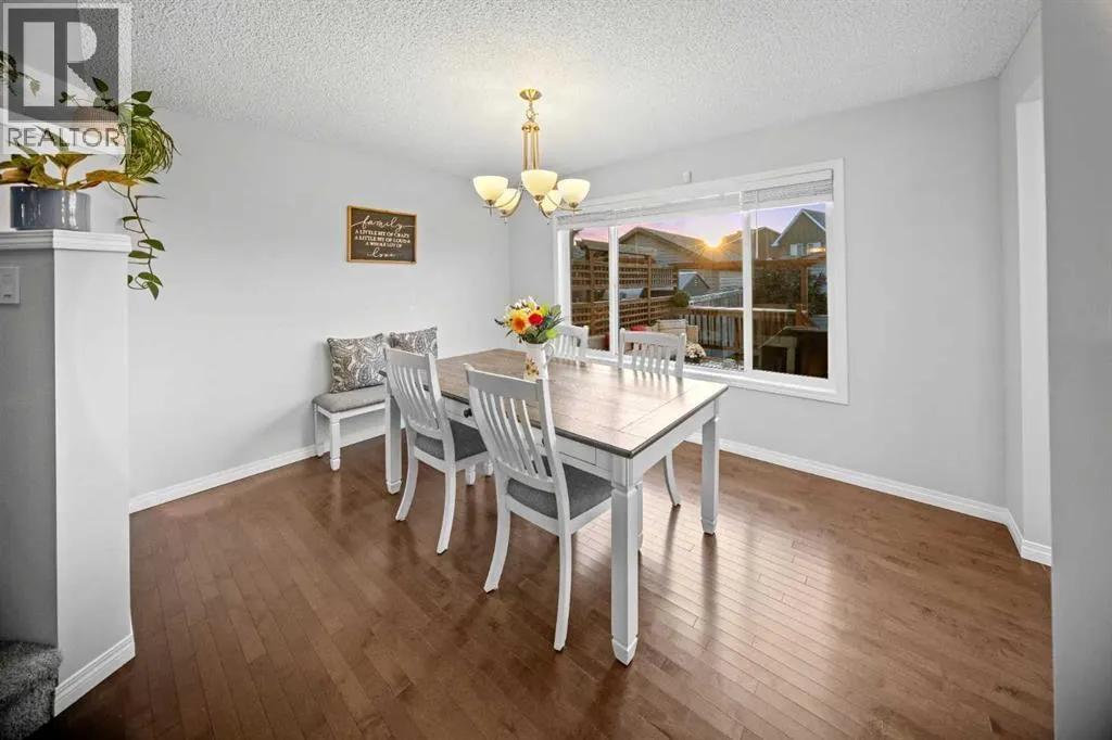 17 Auburn Crest Green SE
