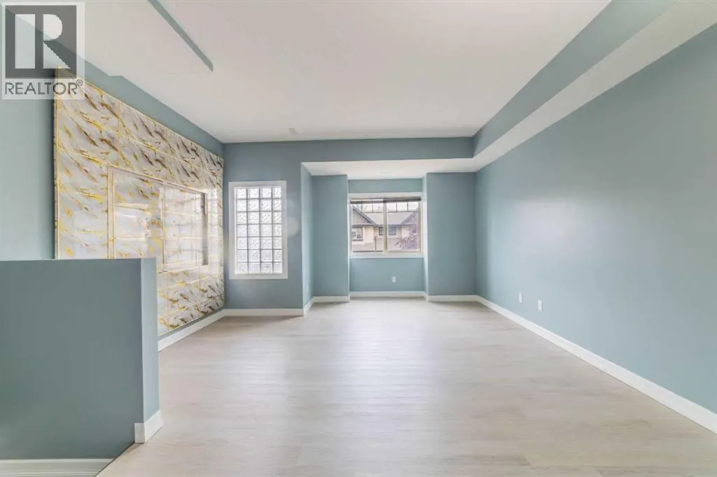 1218, 121 Copperpond Common SE