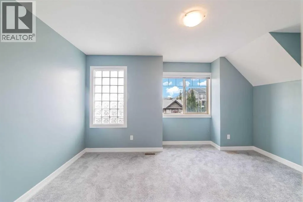 1218, 121 Copperpond Common SE