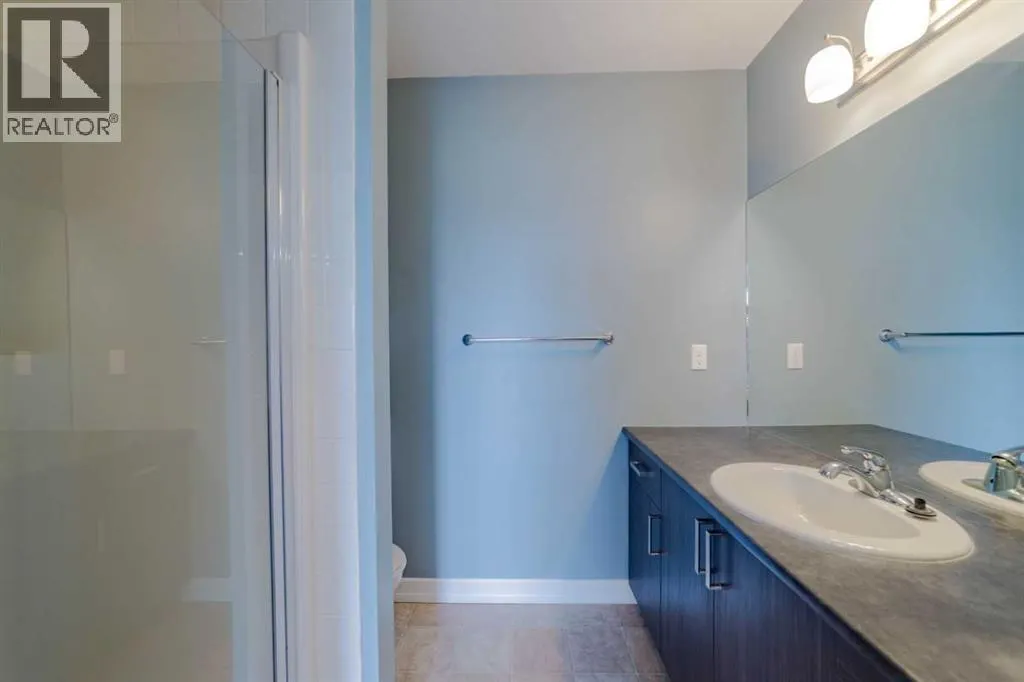 1218, 121 Copperpond Common SE