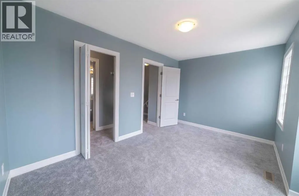 1218, 121 Copperpond Common SE