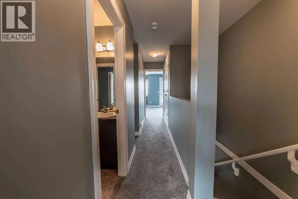 1218, 121 Copperpond Common SE