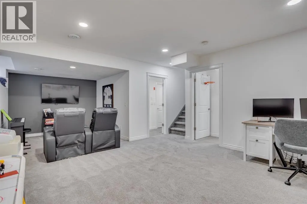 204 Dafoe Way