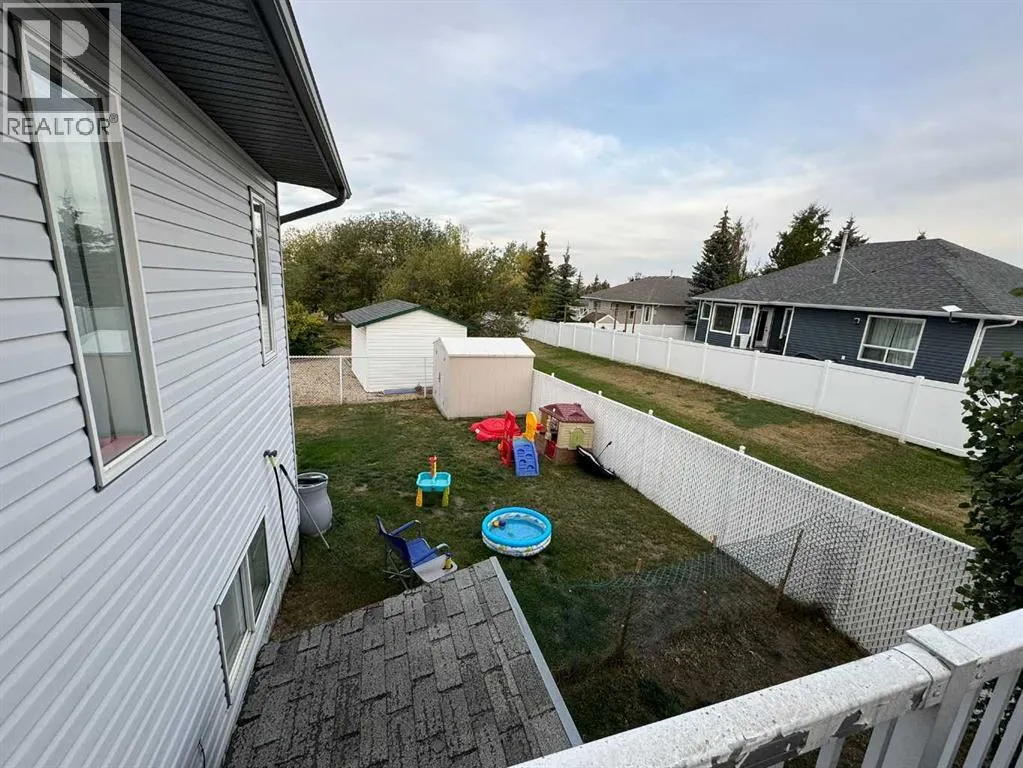 806 Cherry Crescent