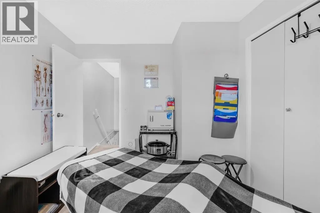 55 Falshire Terrace NE