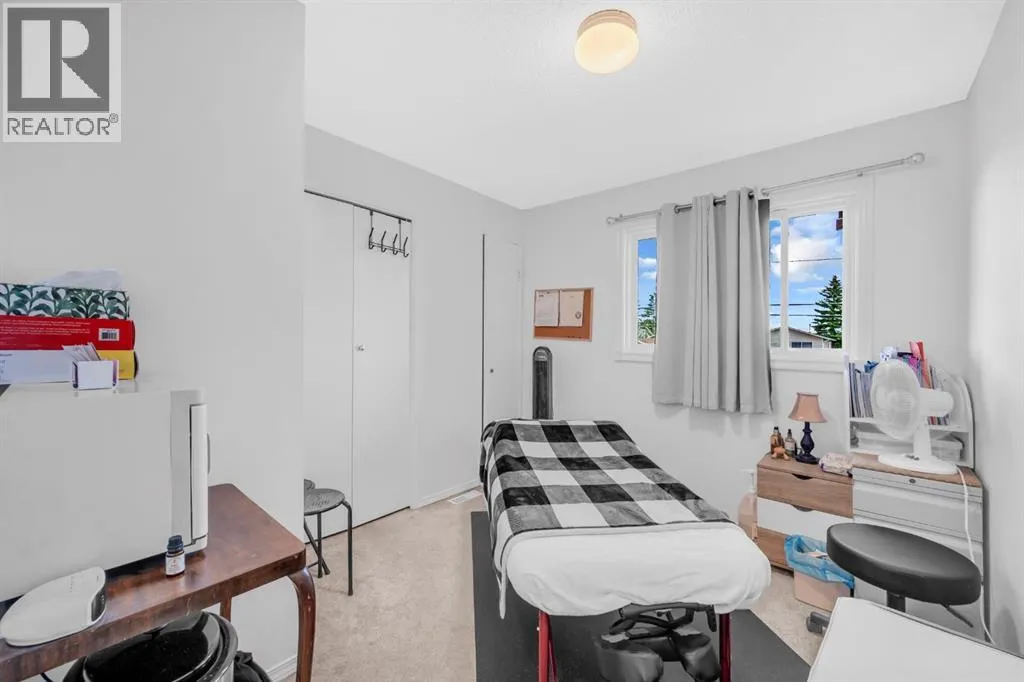 55 Falshire Terrace NE