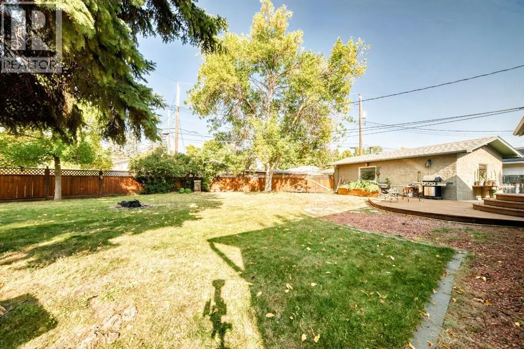 2443 Fir Drive SE