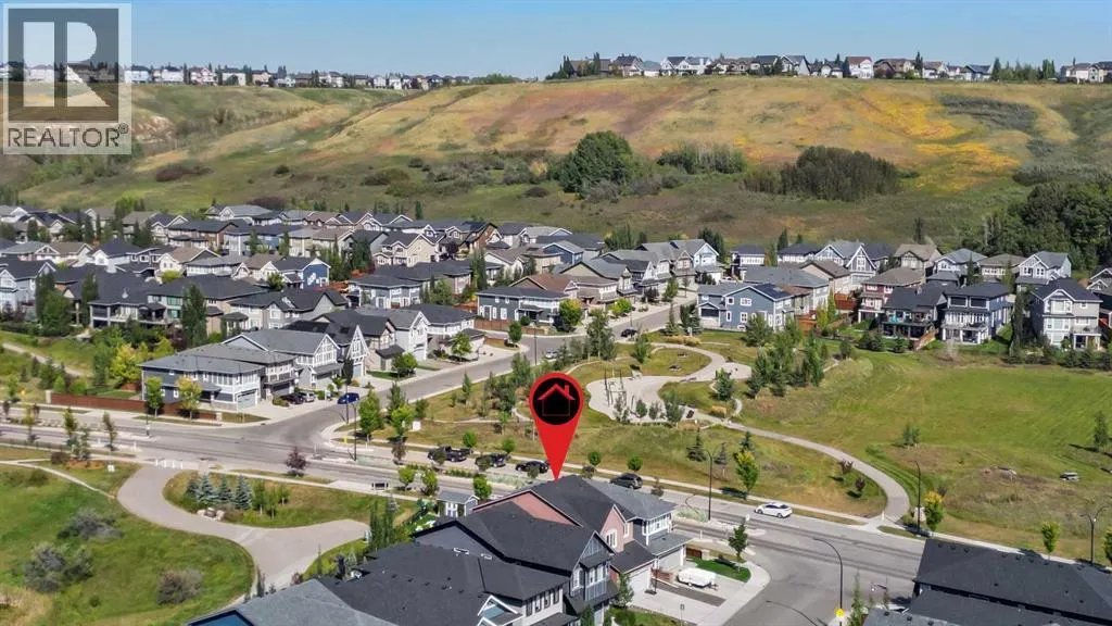 13 Cranbrook Cove SE