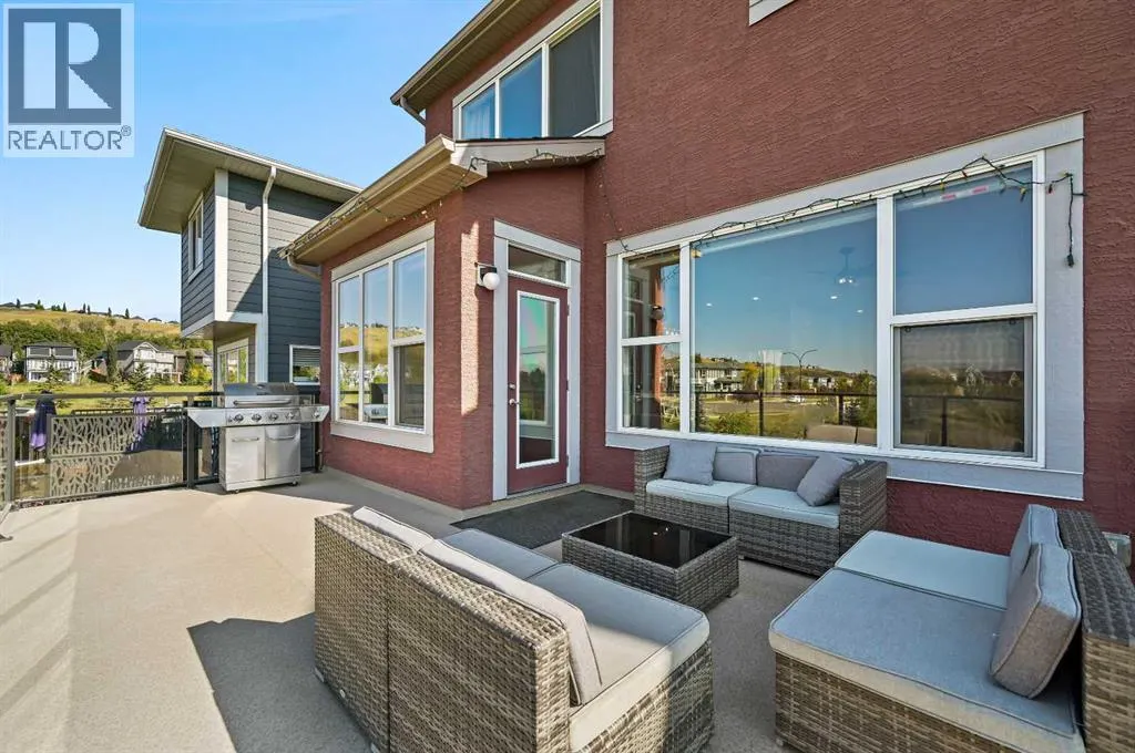 13 Cranbrook Cove SE