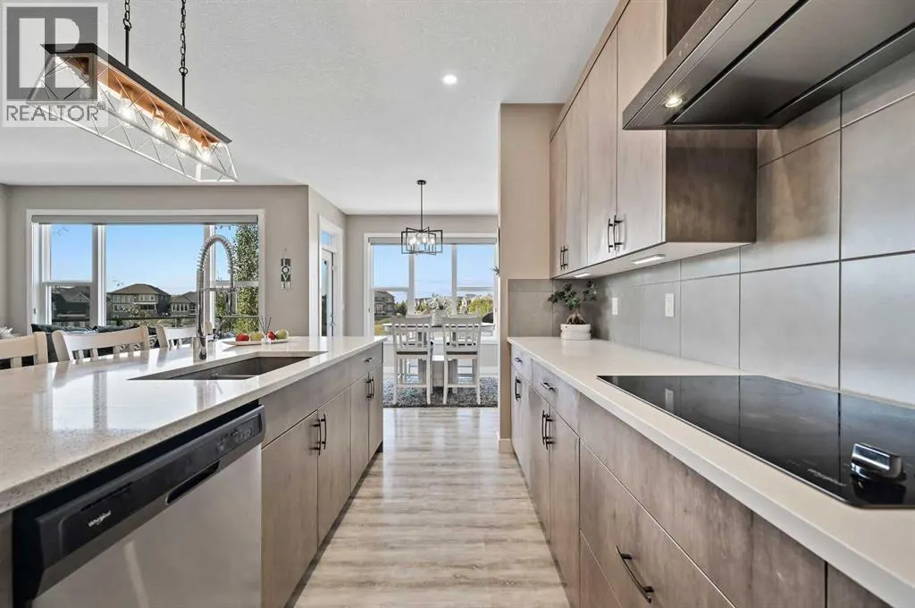 13 Cranbrook Cove SE