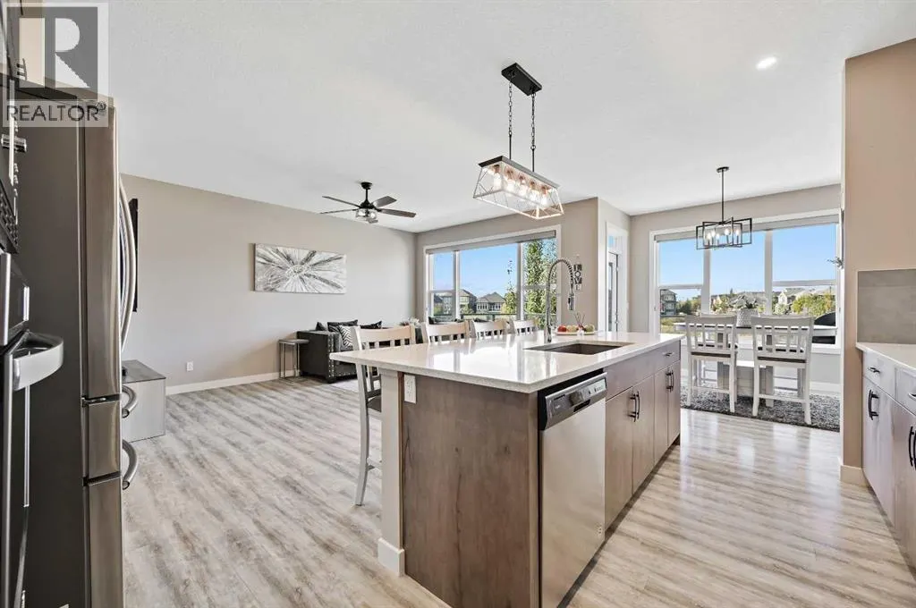 13 Cranbrook Cove SE