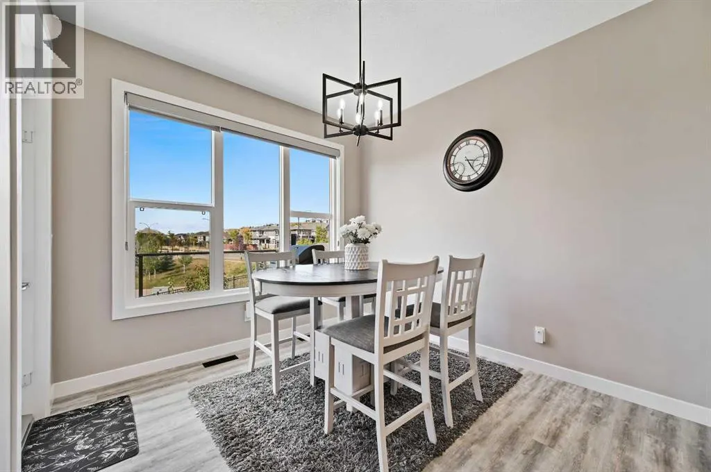 13 Cranbrook Cove SE