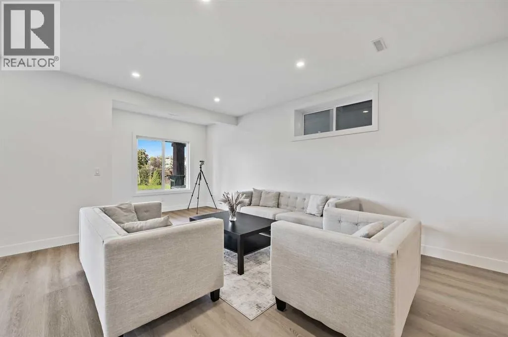 13 Cranbrook Cove SE