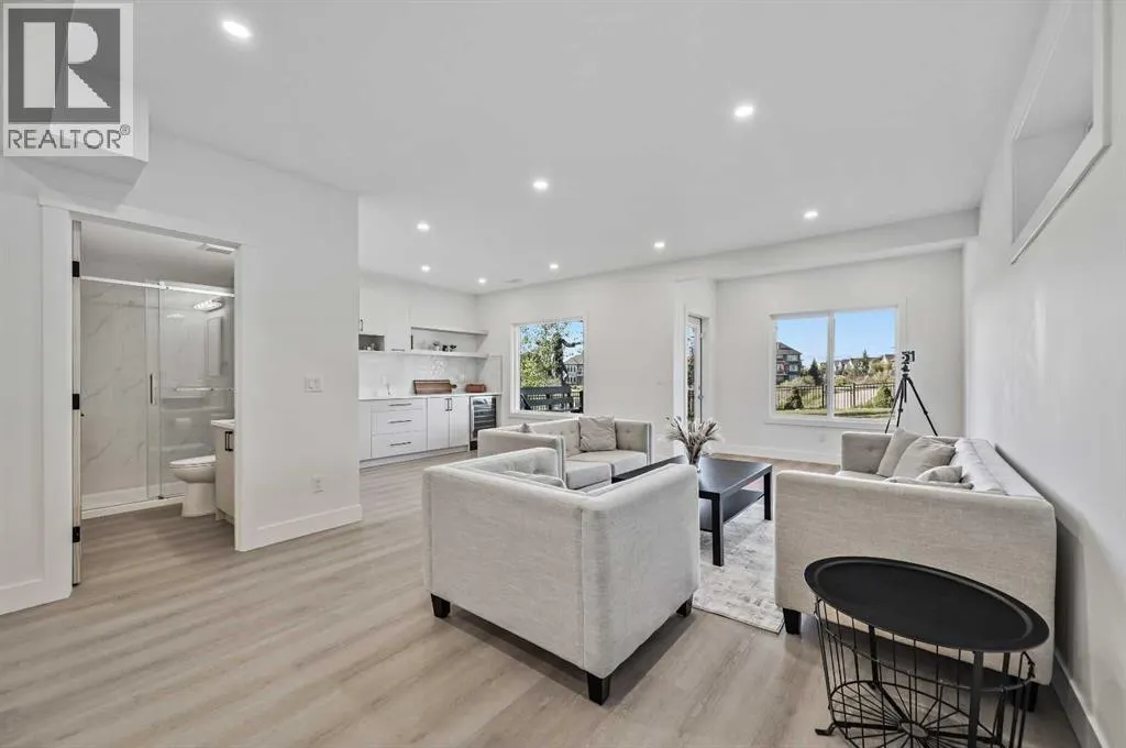 13 Cranbrook Cove SE