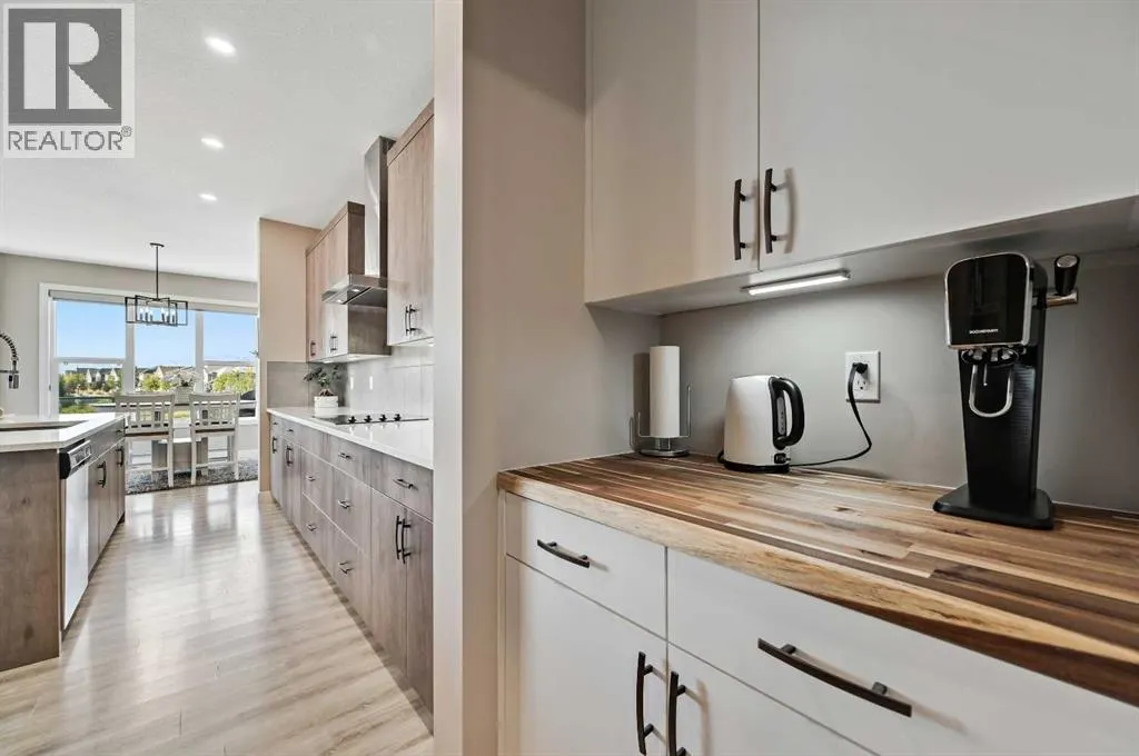 13 Cranbrook Cove SE