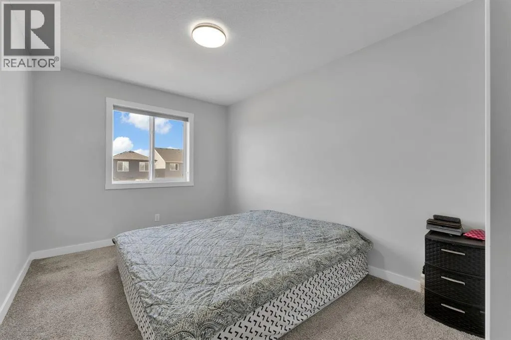 67 Corner Glen Gardens NE