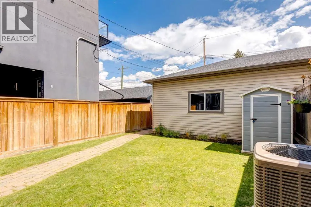 1406 29 Street SW