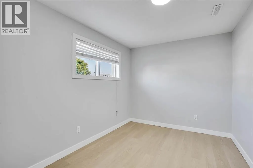 39 Ventura Road NE