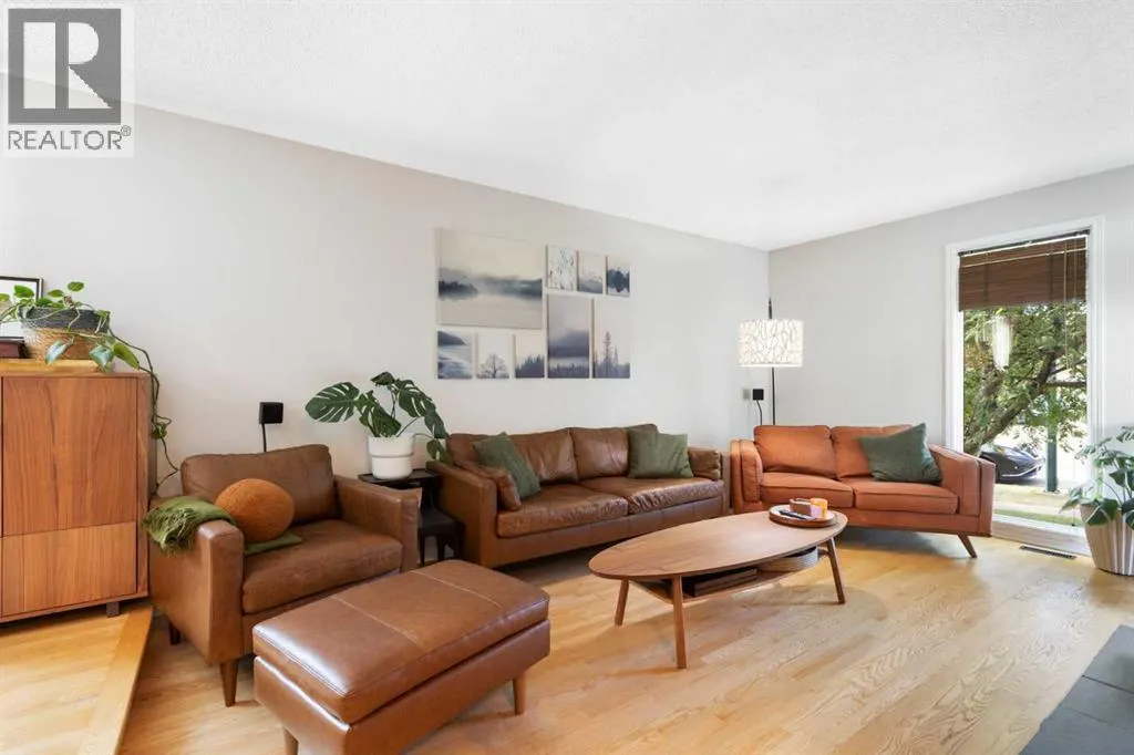 76 Edgedale Drive NW