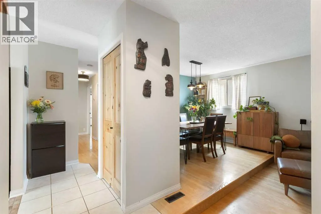 76 Edgedale Drive NW