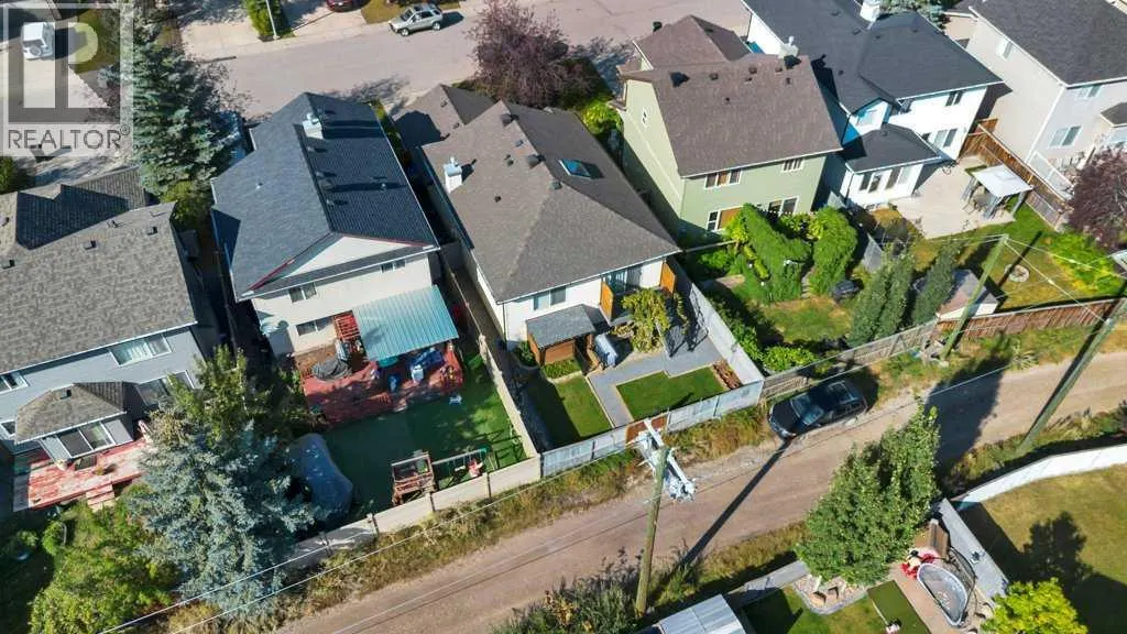 128 Chapalina Crescent SE