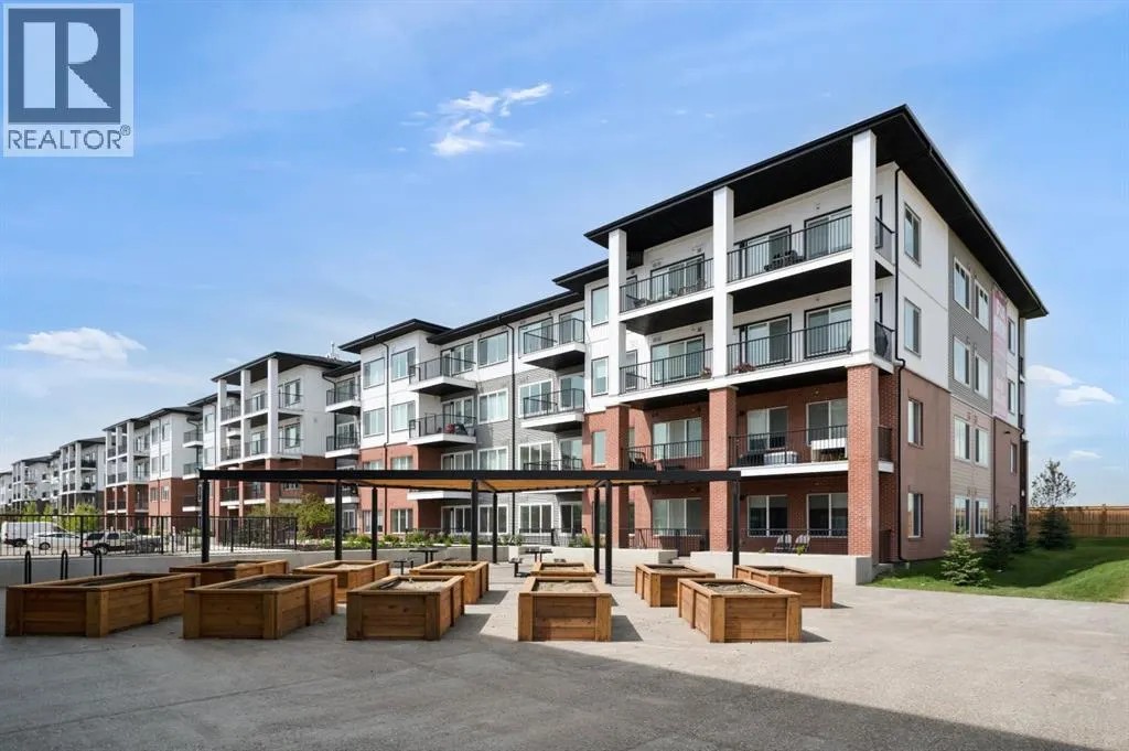 1405, 6 Merganser Drive W