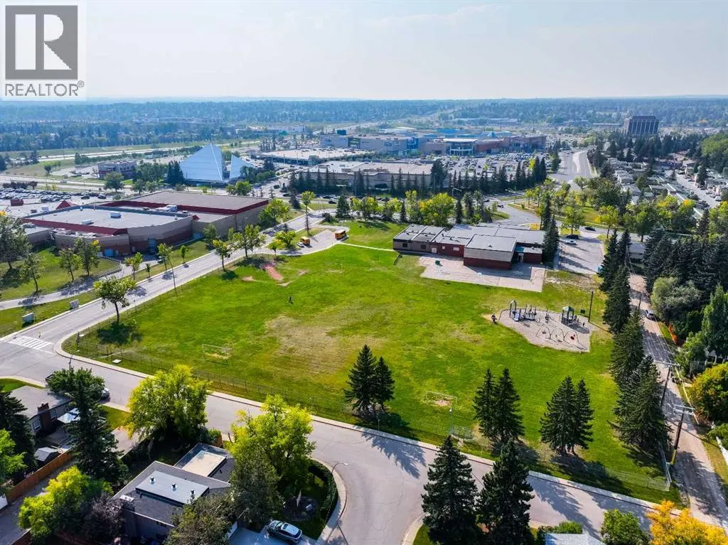 444 Willingdon Boulevard SE