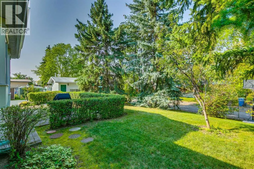 444 Willingdon Boulevard SE
