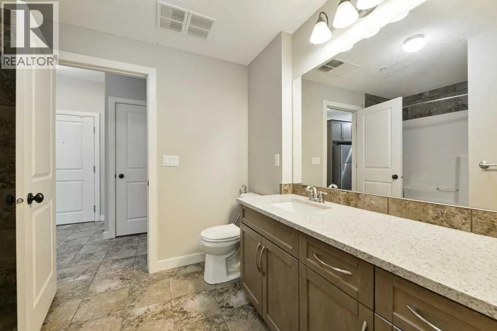 235, 35 ASPENMONT Heights SW