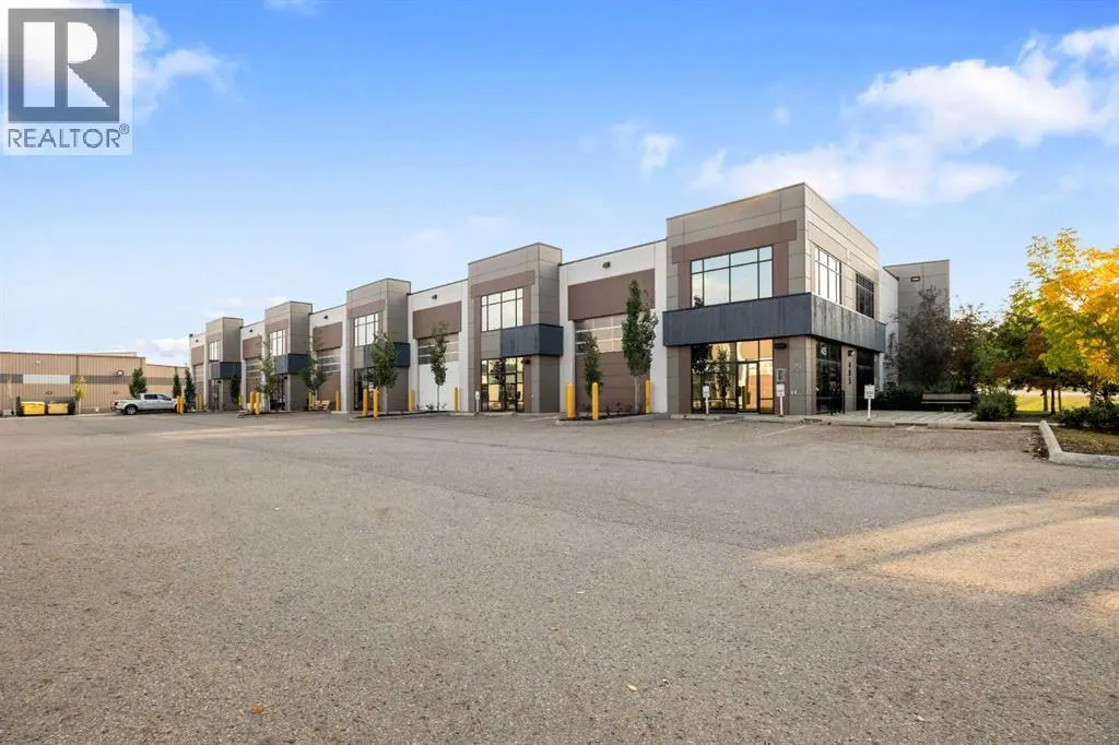 101 & 102, 405 TaigaNova Crescent