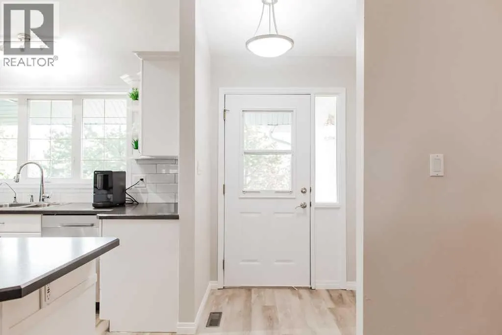 91, 742033 Range Road 53