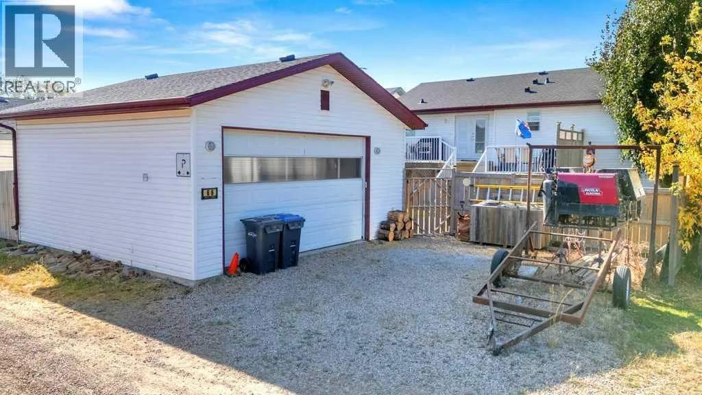 66 Hallgren Drive