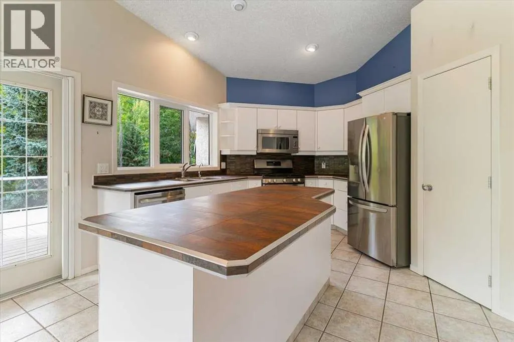 1712, 60017 Township Road 704A