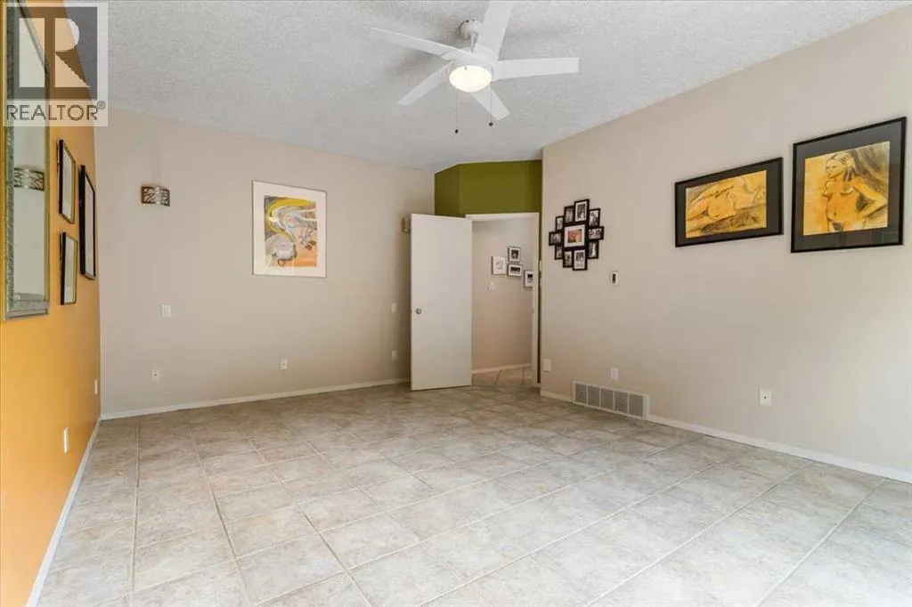 1712, 60017 Township Road 704A