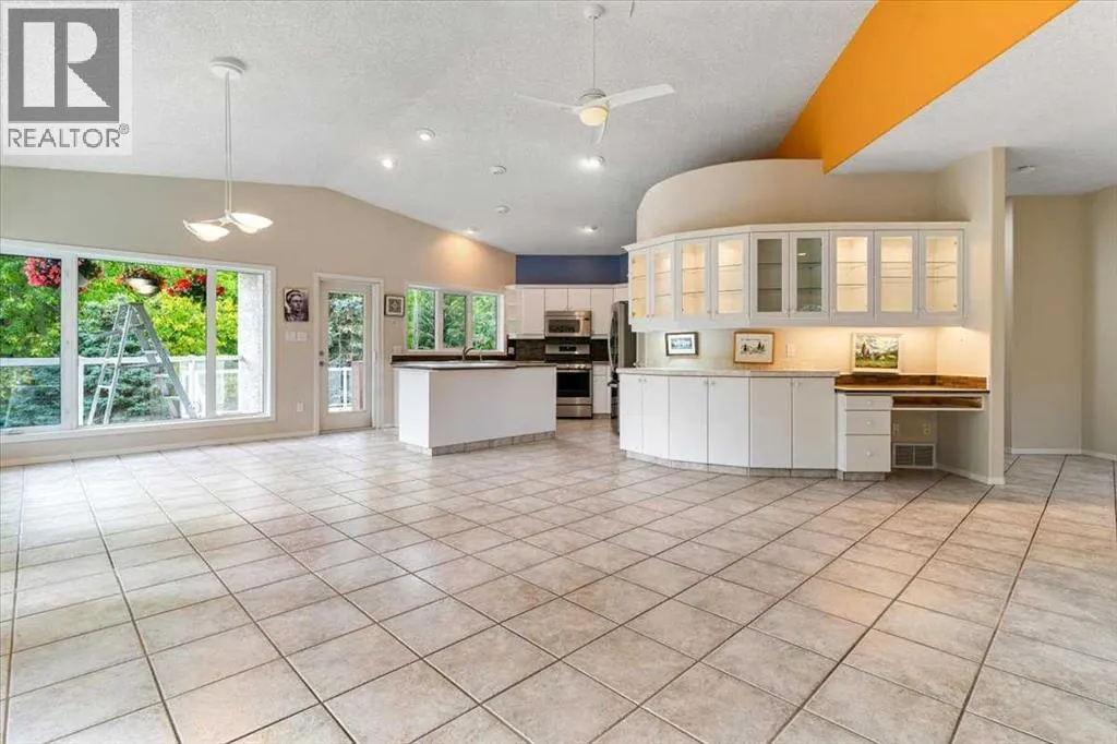 1712, 60017 Township Road 704A