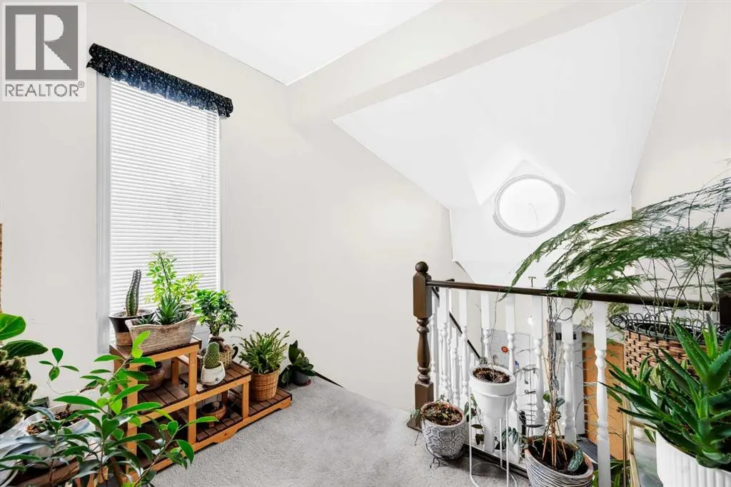 4 Fallingworth Bay NE