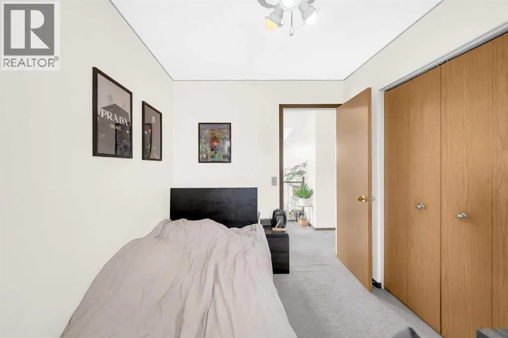 4 Fallingworth Bay NE