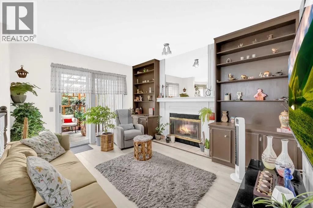 4 Fallingworth Bay NE